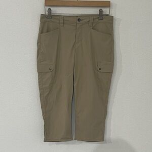 Eddie Bauer Capris Size 6